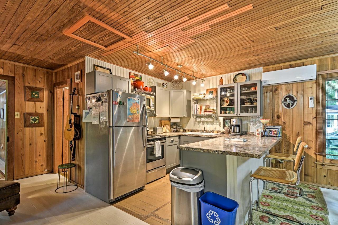 Pet-Friendly One Crow Cottage In Harbor Springs! Eksteriør billede
