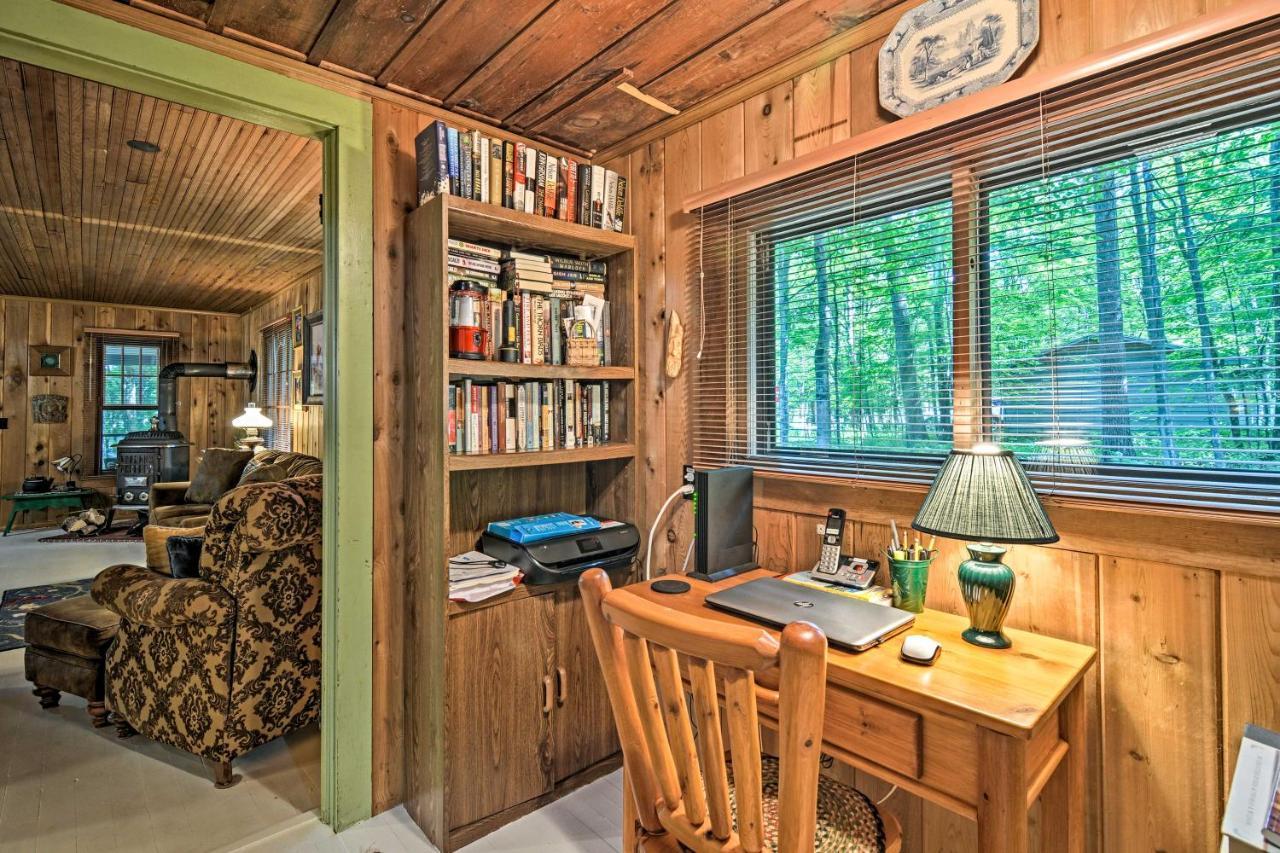 Pet-Friendly One Crow Cottage In Harbor Springs! Eksteriør billede