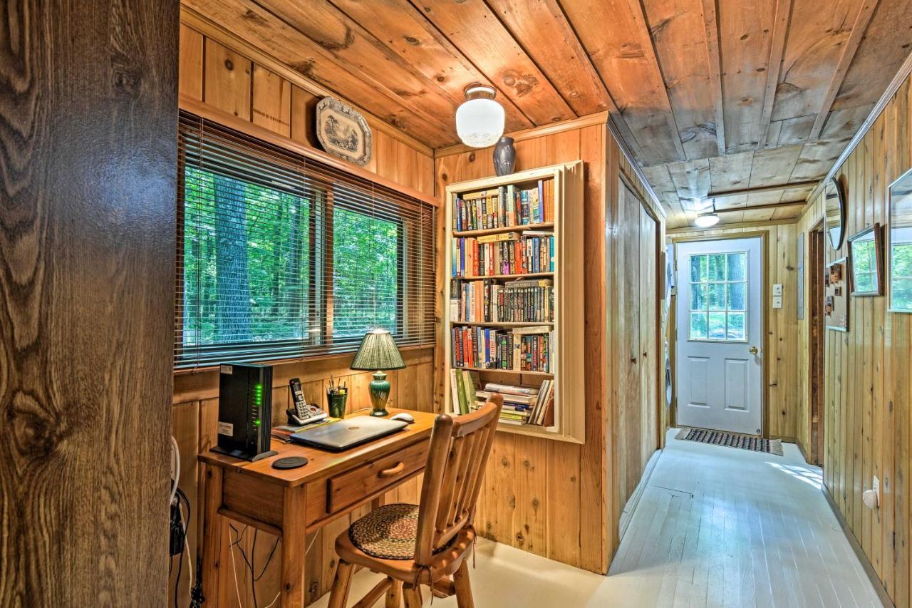 Pet-Friendly One Crow Cottage In Harbor Springs! Eksteriør billede