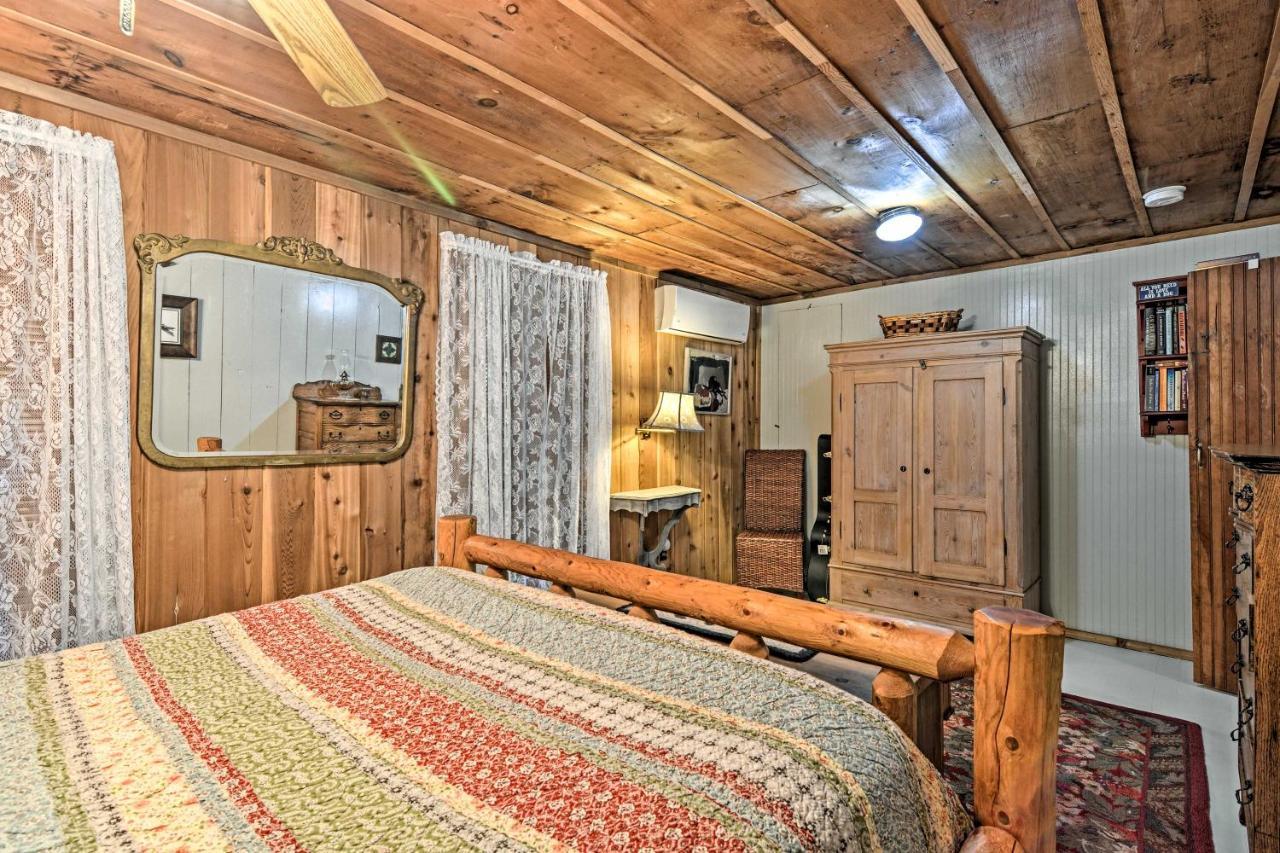 Pet-Friendly One Crow Cottage In Harbor Springs! Eksteriør billede